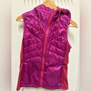 WOMEN'S SMARTWOOL SMARTLOFT HOODIE VEST- size small